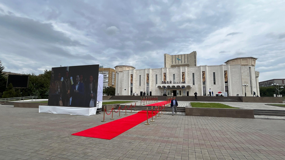 Фоторепортаж: Абай Құнанбайұлының 180 жылдығын тойлаудың жарқын сәттері