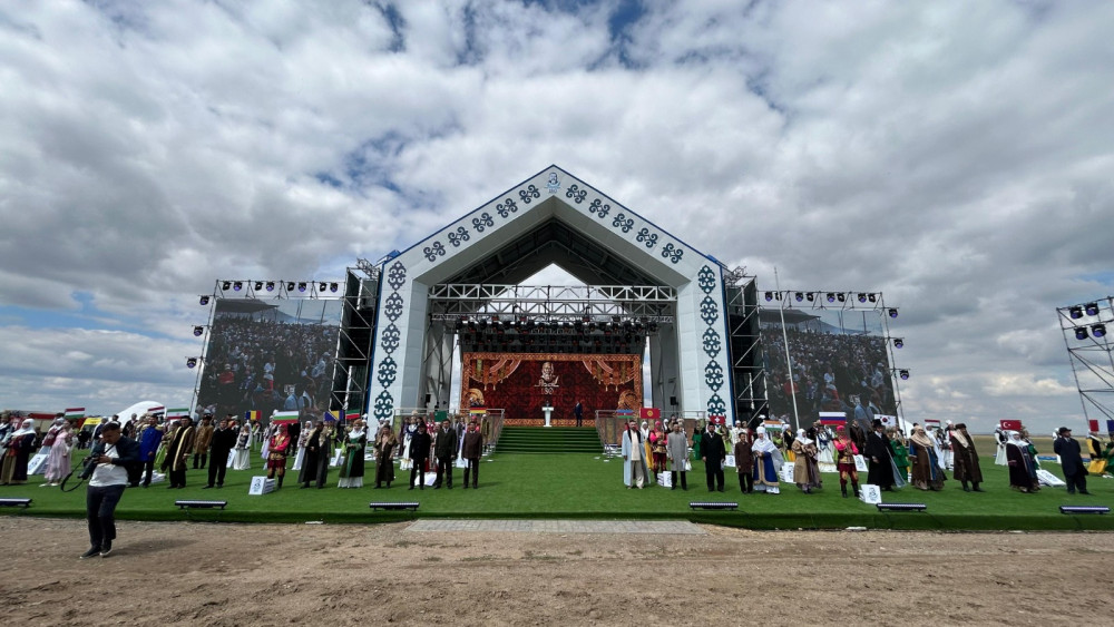 Фоторепортаж: Абай Құнанбайұлының 180 жылдығын тойлаудың жарқын сәттері