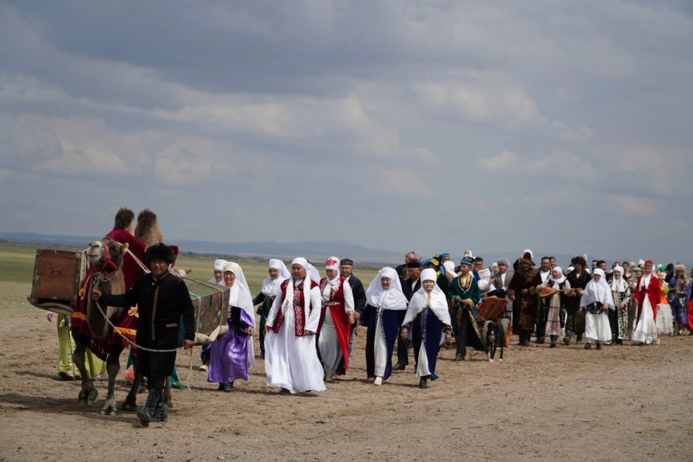 Фоторепортаж: Абай Құнанбайұлының 180 жылдығын тойлаудың жарқын сәттері