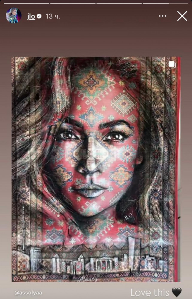 Қазақ білезігі сәнге айнала ма? Джей Лоның қазақша стилі әлемді сүйсіндірді