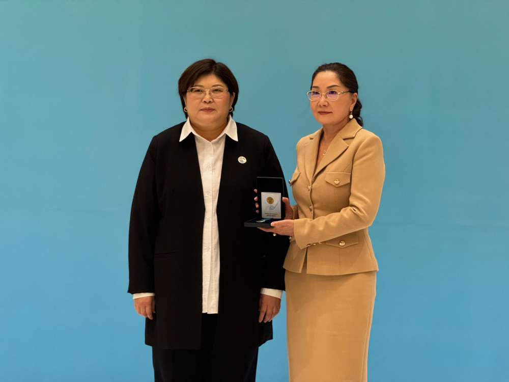 Конституцияға 30 жыл: Президент атынан мерейтойлық медальдар табысталды