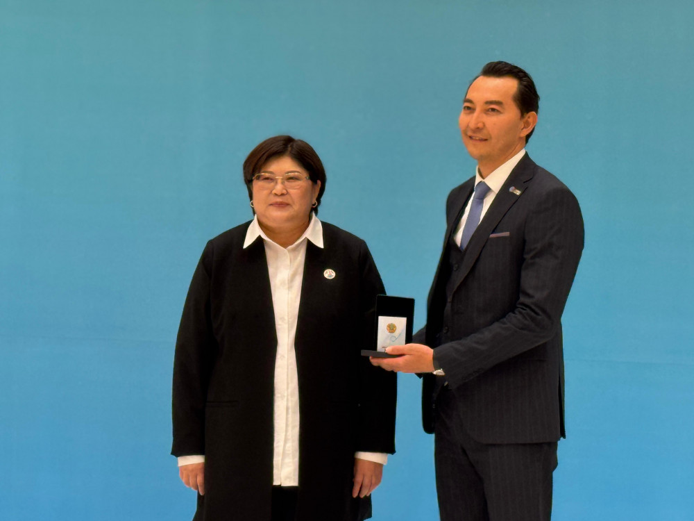 Конституцияға 30 жыл: Президент атынан мерейтойлық медальдар табысталды