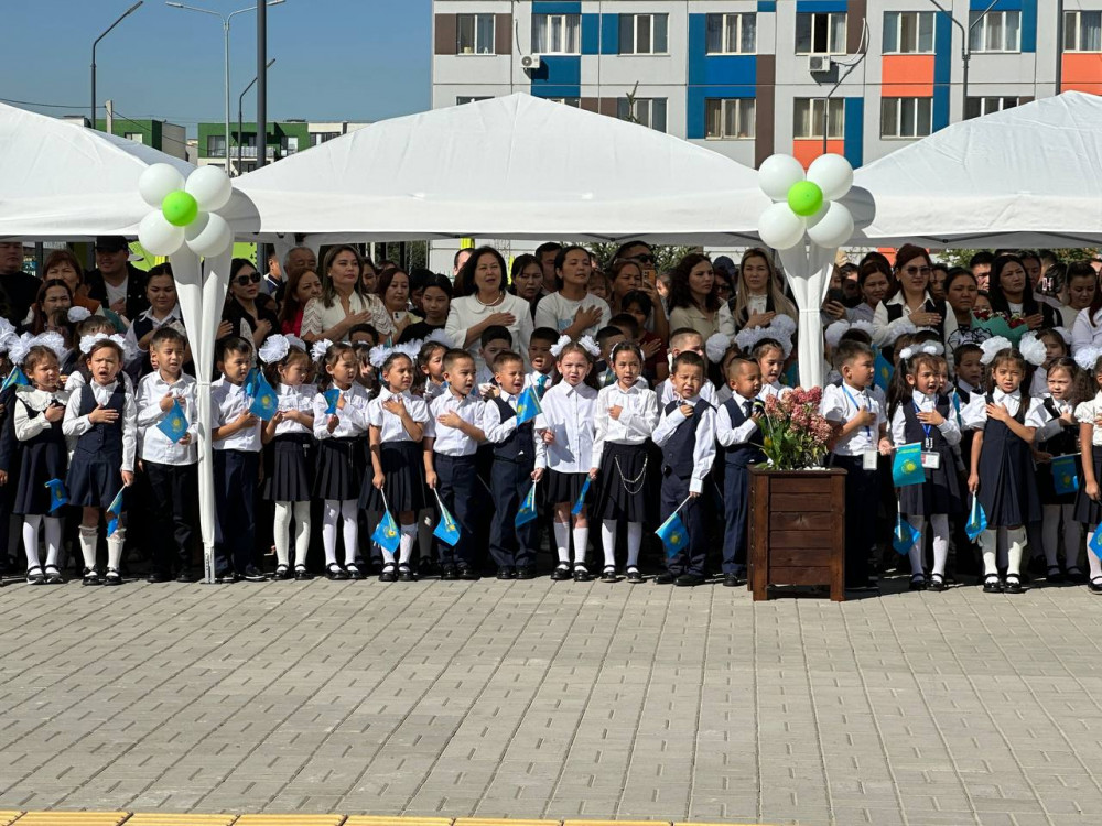 Білім күні: Алматыда “Келешек мектептері” жобасы аясында 12 мың орындық 7 мектеп ашылды