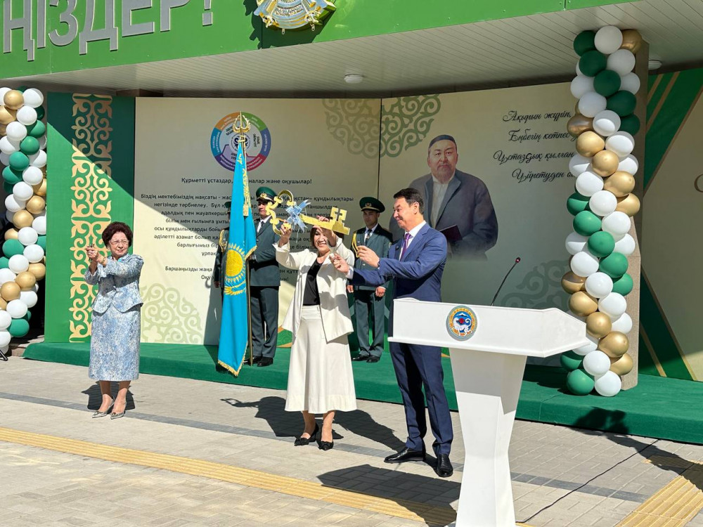 Білім күні: Алматыда “Келешек мектептері” жобасы аясында 12 мың орындық 7 мектеп ашылды