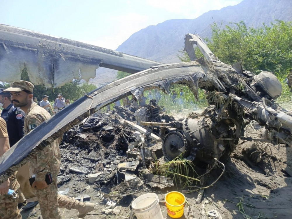 Тікұшақ апатқа ұшырап, 5 адам қаза тапты