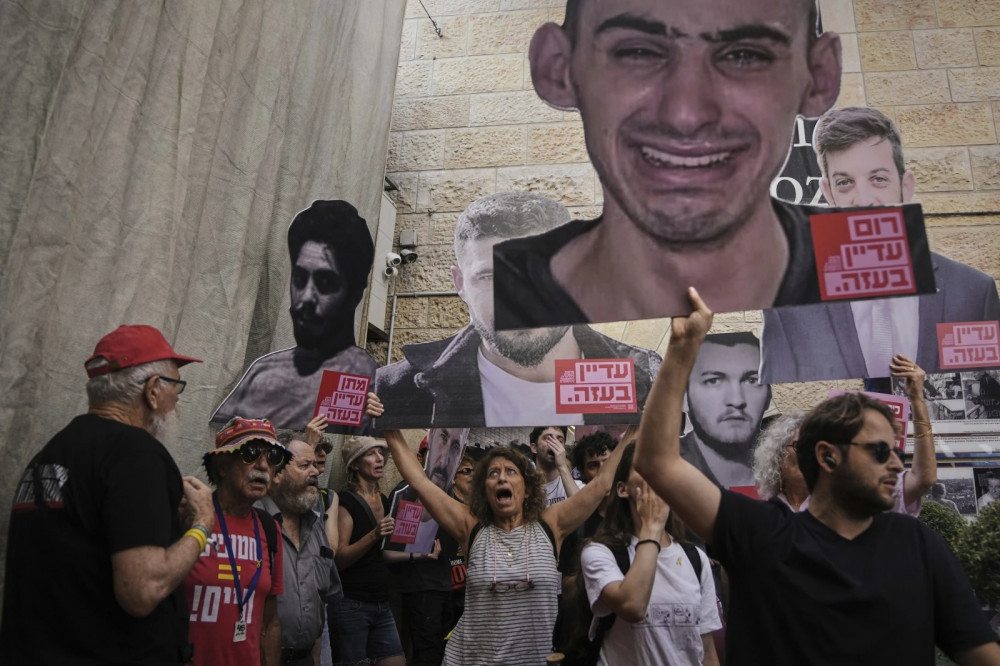 Әлемде: Израиль-Газа қақтығысы, НАТО-Ресей шиеленісі және экономикалық шешімдер