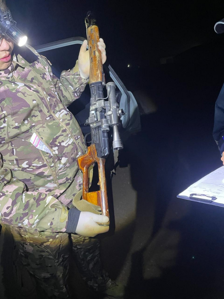 Қарағанды облысында браконьерлердің көлігінен бұғы мен киік еті табылды