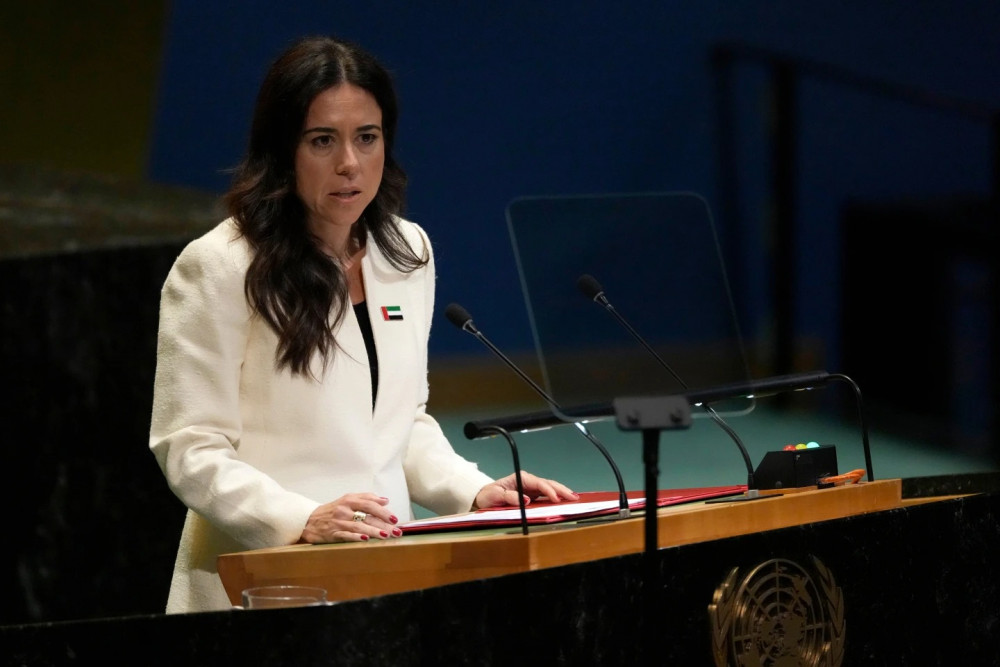 Әлемде: БҰҰ мінберіндегі айыптаулар, Судандағы бітім, Непалдағы бүлік