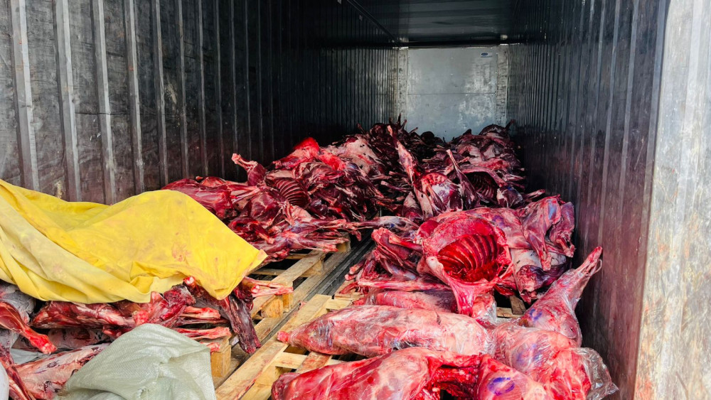 "Келісі 1800 теңге". Атырауда киік еті сатылып жатыр