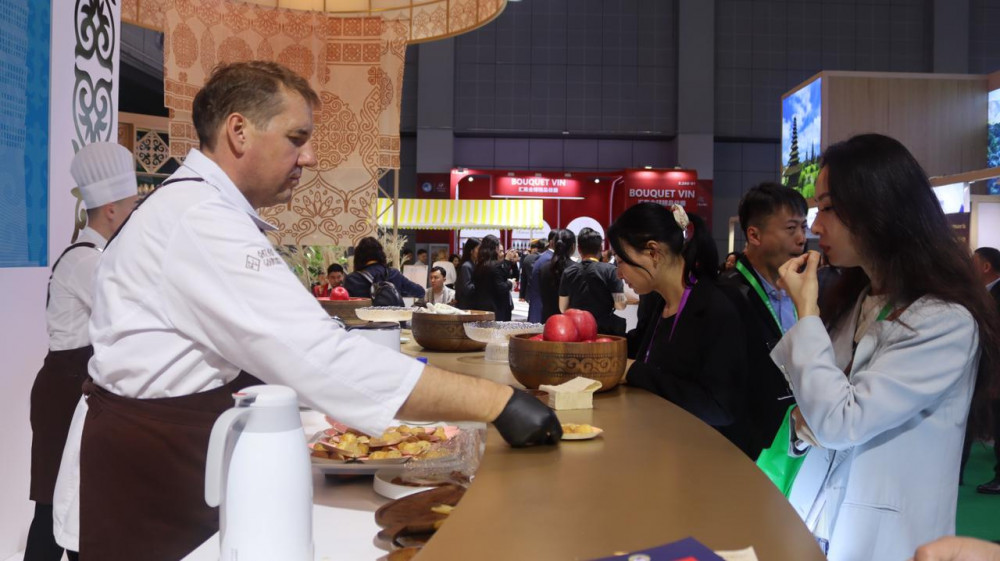 Қазақ өнімі әлемдік аренада: Шанхай көрмесінде не көрсетілді?