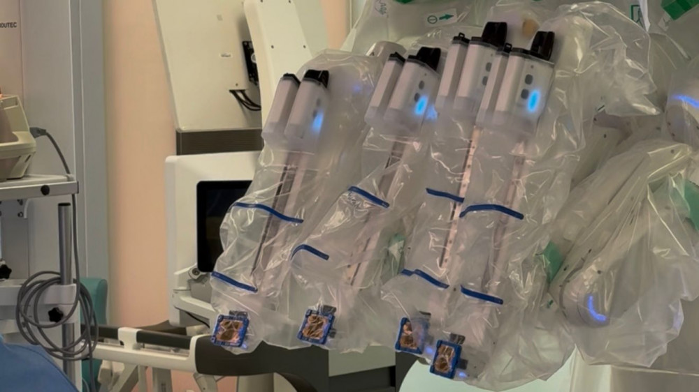 Қазақстанда алғаш рет робот жүрекке ота жасады