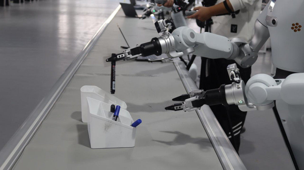 Қытай роботтарды қалай оқытады?