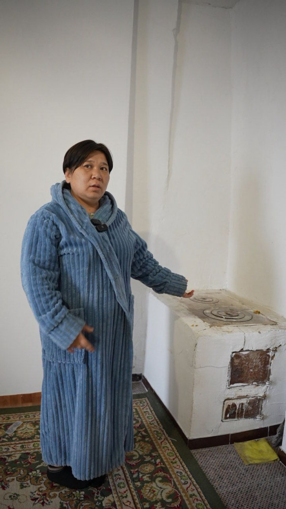 Алматыда әлеуметтік осал отбасылардың үйіне тегін газ жүргізіліп жатыр