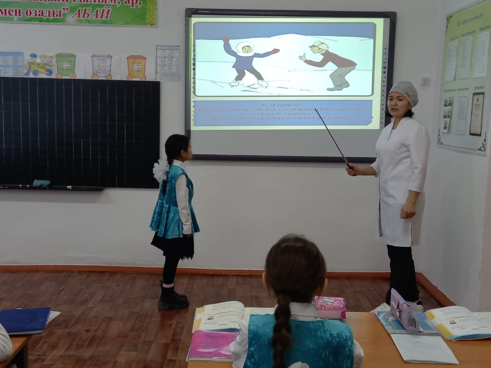 Ауыл медбикесі: Тұрғындардың аманатын арқалау — мәртебелі міндет