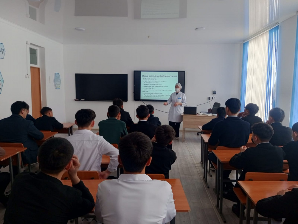 Ауыл медбикесі: Тұрғындардың аманатын арқалау — мәртебелі міндет