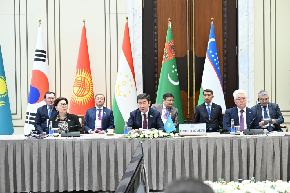 Орталық Азия елдері мен Корея парламенттері спикерлері ынтымақтасты  талқылады