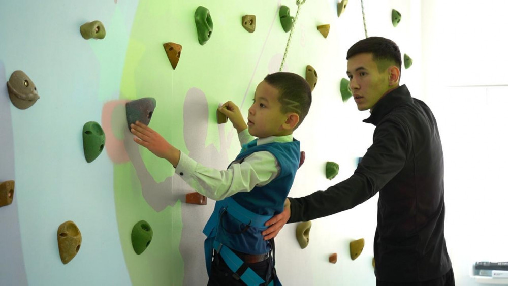 ТШО-ның желтоқсандағы әлеуметтік инвестициялары: Адамдарға бағытталған қолдау