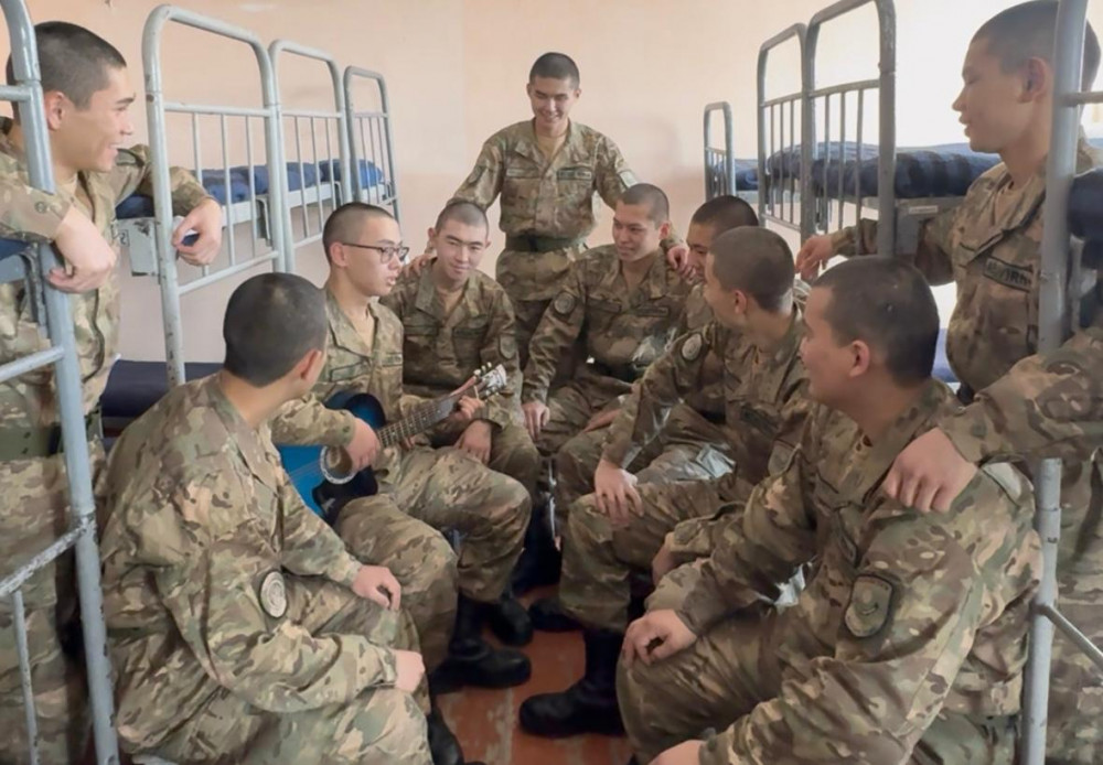 Мектеп партасынан әскери сапқа: 12 сыныптас Ұлттық ұланда бірге қызмет етуде