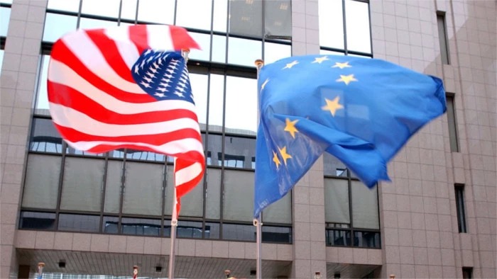 Әлемде: Сириядағы атыс қайта басталды, АҚШ пен Еуропа сауда шиеленісі, Украинаға көмек