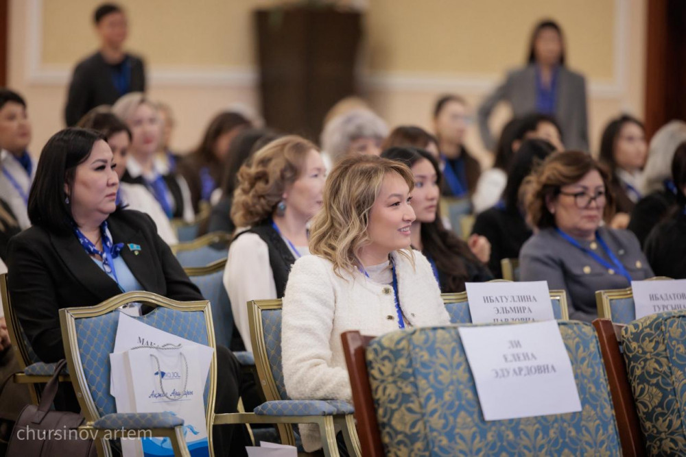 Астанада алғашқы "Ақ жол арулары" республикалық форумы өтіп жатыр