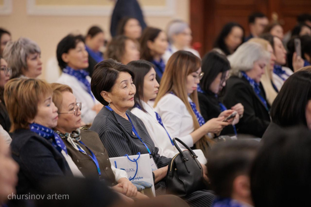 Астанада алғашқы "Ақ жол арулары" республикалық форумы өтіп жатыр