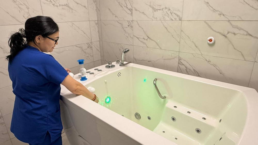 Қалпына келтіру медицинасы: Заманауи реабилитация қалай жүргізіледі?