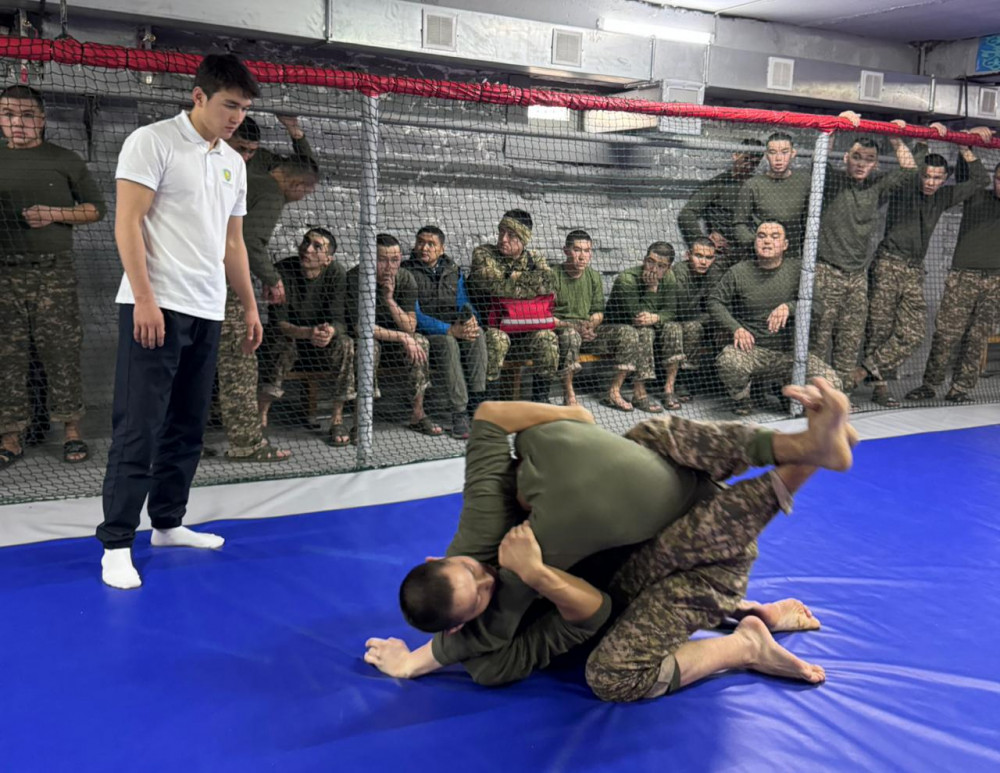Әскердегі джиу-джитсу: "Sarbaz+" жобасы нәтиже бере бастады