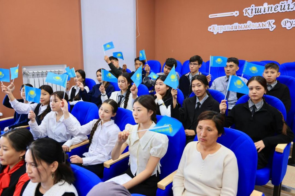 Қарағанды облысында ЖИ және STEM-зертханасы бар мектеп ашылды