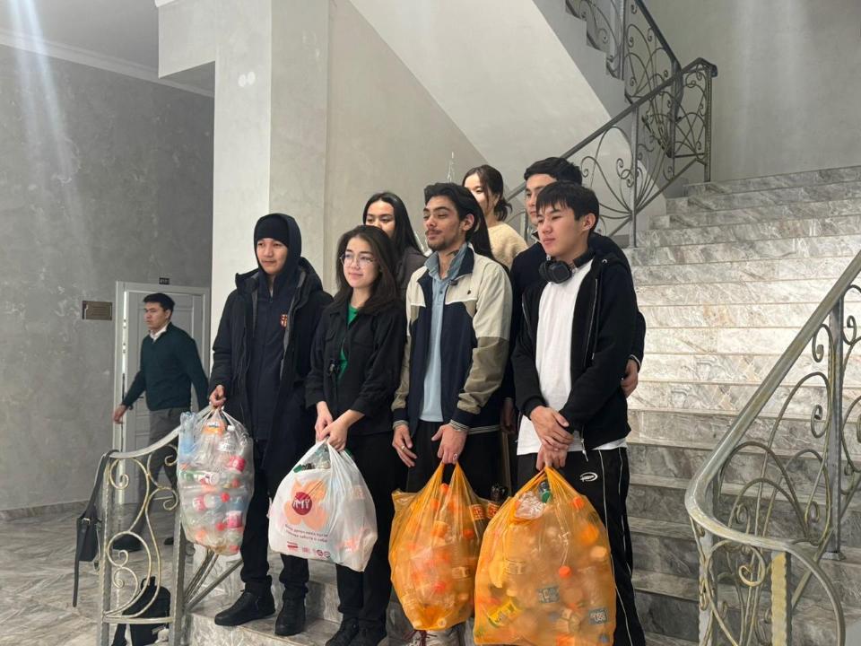 "Таза Қазақстан": елордалық студенттермен экокездесу өтті