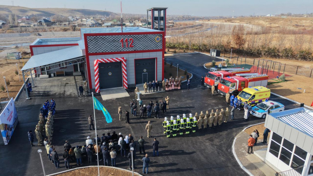 Өрт сөндіруші, дәрігер мен полиция: Қазақстанда алғашқы әмбебап кешен ашылды