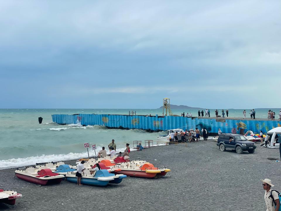 Президенттің сынынан кейін Алакөл жағасында шұғыл жиын өтті