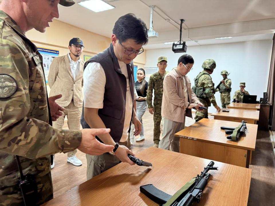 Жаңа тәсілмен қызмет ететін болады: Қазақстанда "ақылды" мерзімді қызмет іске қосылады