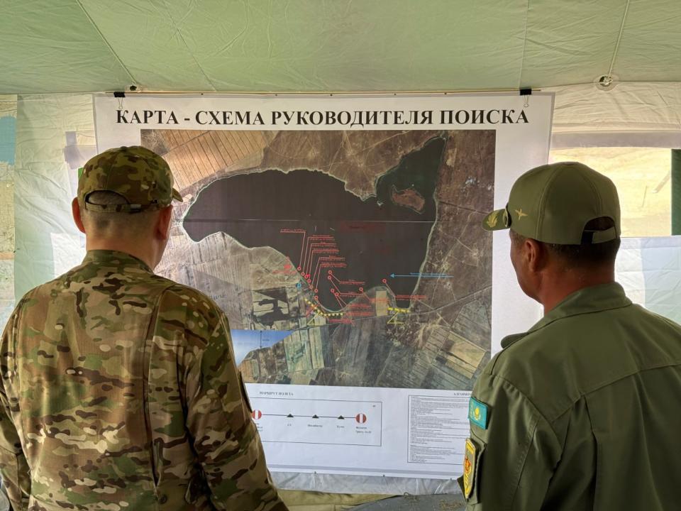 Қорғаныс министрі жоғалған тікұшақты іздеу жұмыстарымен жеке танысты