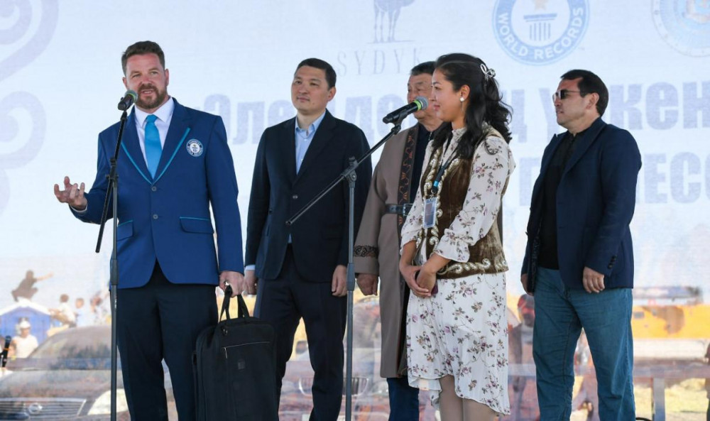 Алматы облысында 1000 түйеден құралған керуен әлемдік рекорд орнатты