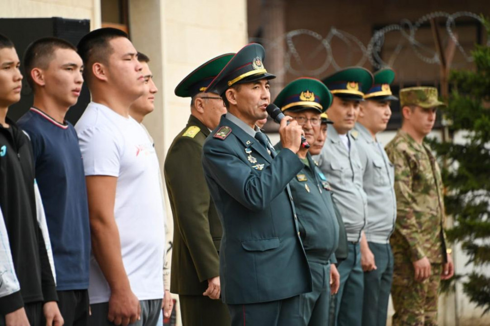 Әскерге шақырылған сарбаздардың алғашқы легі шекара қызметіне кетті