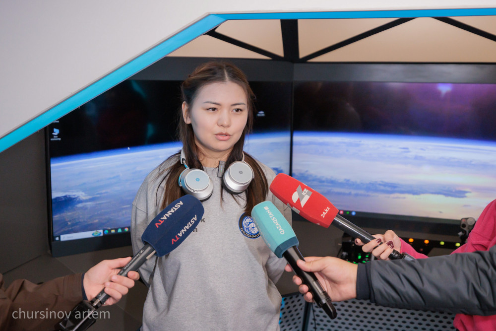 Қазақстандық үш қыз “ғарышқа” 10 күнге барып келді