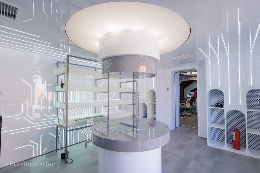 Қазақстандық үш қыз “ғарышқа” 10 күнге барып келді