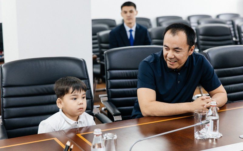 3 жасар атыраулық Дінмұхаммед Президенттен алғыс хат алды