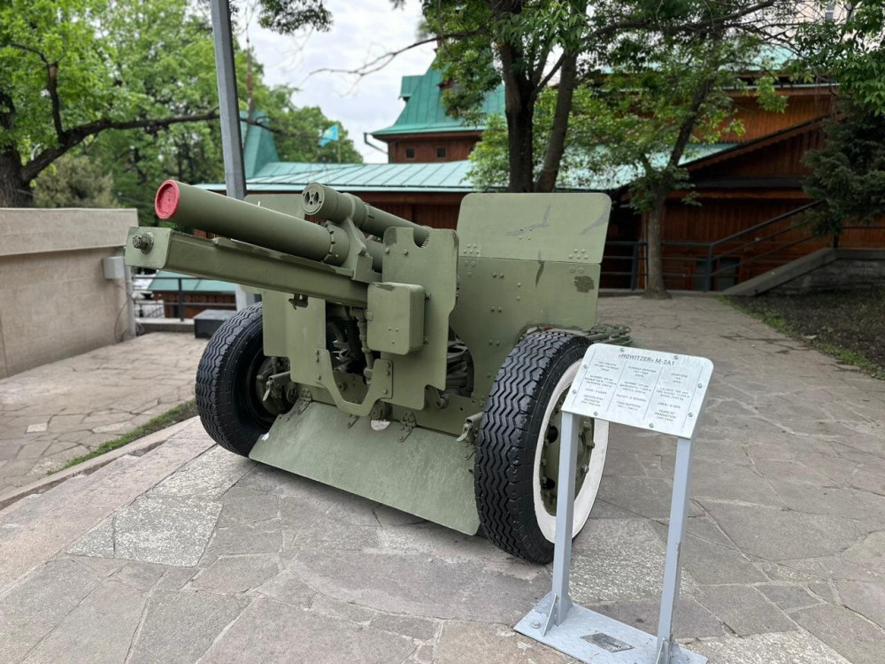 Алматыда әскери техникалар ашық аспан астындағы музейге қойылды