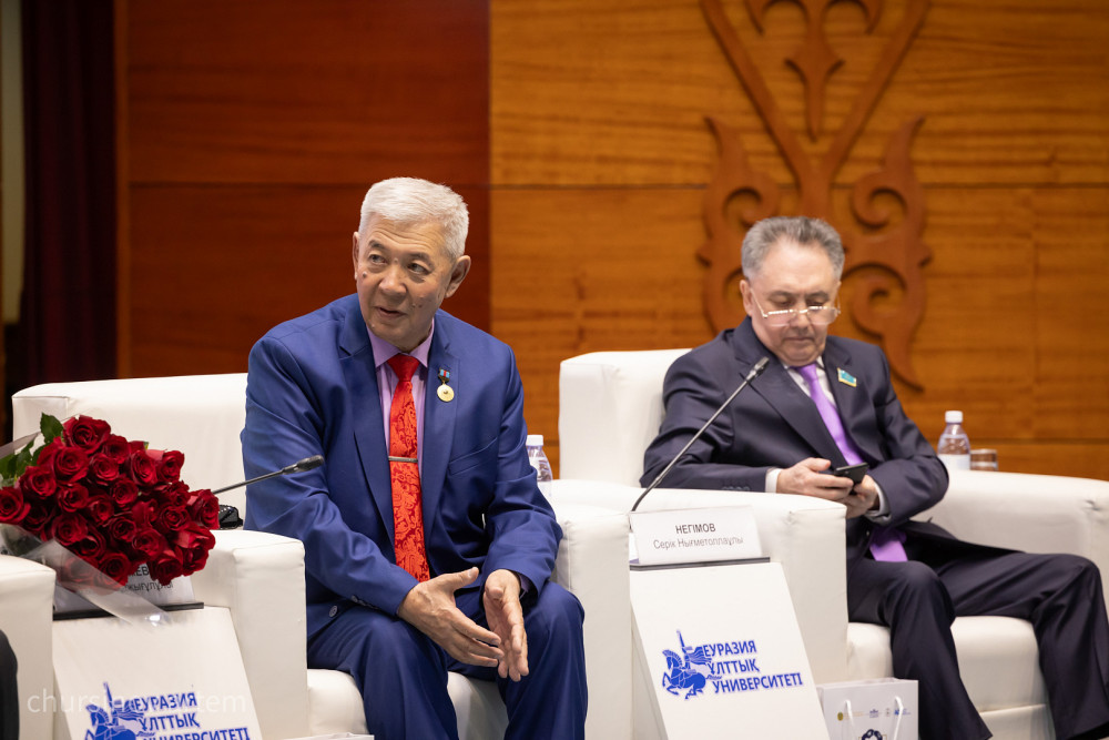 Қаныш Сәтбаевқа 125 жыл: Ұлттық университетте конференция өтті