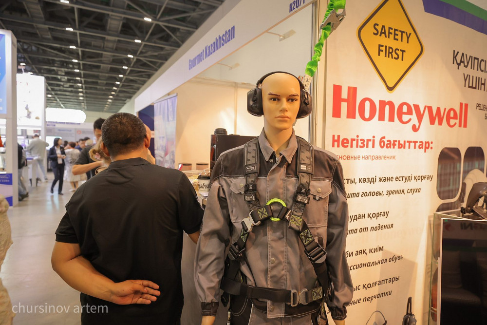 KIOSH 2025: Дрондар мен роботтар еңбек қауіпсіздігін қалай өзгертеді?