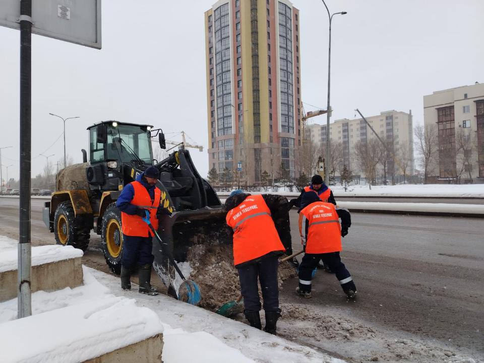 Қыс басталғалы Астанадан 3,3 млн текше метрден астам қар шығарылды