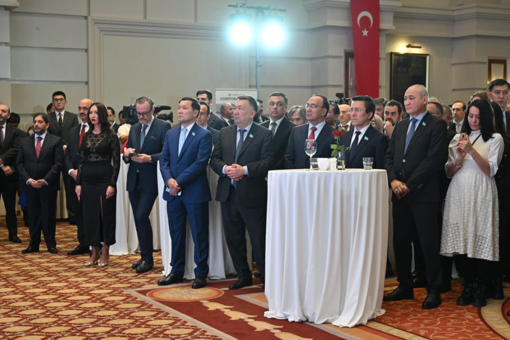 Президент Түркия Республикасын 100 жылдығымен құттықтады