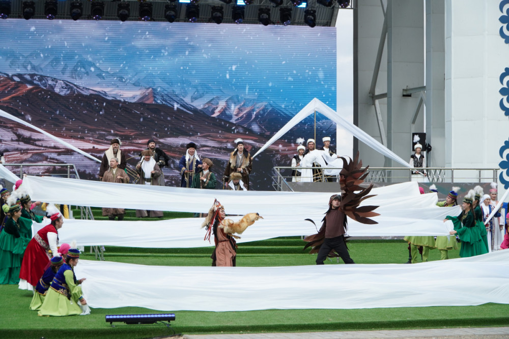 Фоторепортаж: Абай Құнанбайұлының 180 жылдығын тойлаудың жарқын сәттері