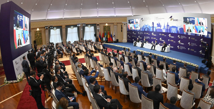 Тоқаев Еуразиялық экономикалық форумға қатысты