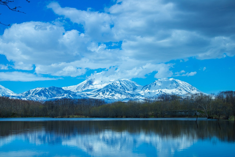 Әлемде: Қытайды су басты, Газада аштық, Камчатка теңселді, ал алпауыттар келісімін ұзартты