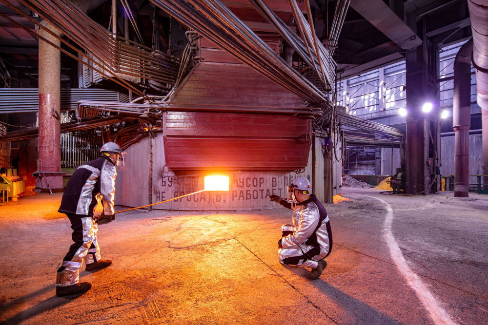 Төзім, кәсібилік және жігер: Еліміздің металлургтері туралы фоторепортаж