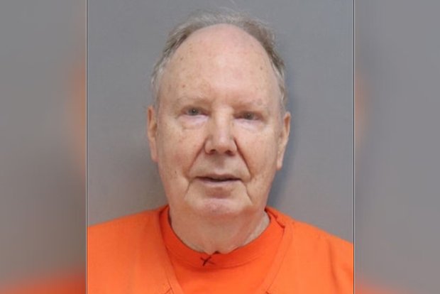 Қыз анасын өлтірген өз әкесін ұстауға полицияға көмектесті