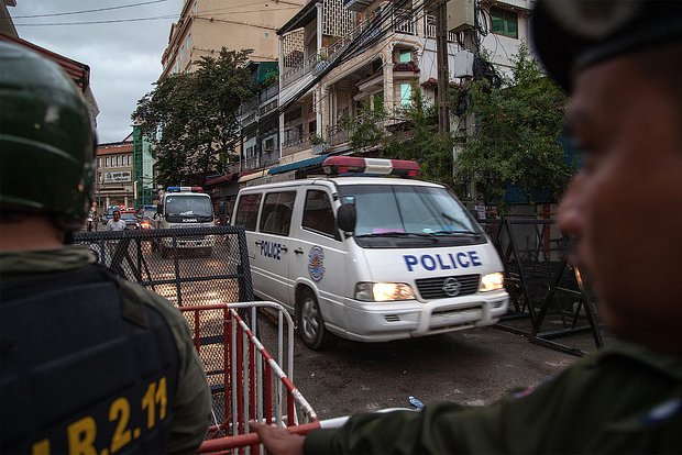 Сүйіктісін қызғанған әйел қарсыласын пышақтап өлтірді