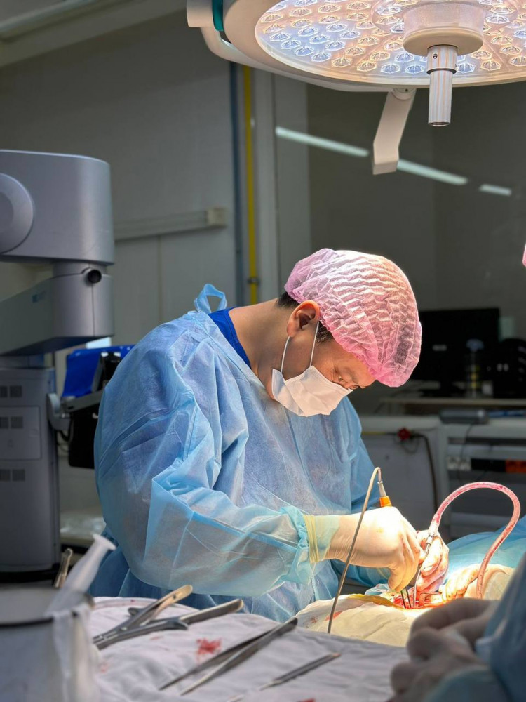 Алматылық дәрігерлер омыртқаны хирургиялық жолмен емдеудің жаңа әдісін енгізді